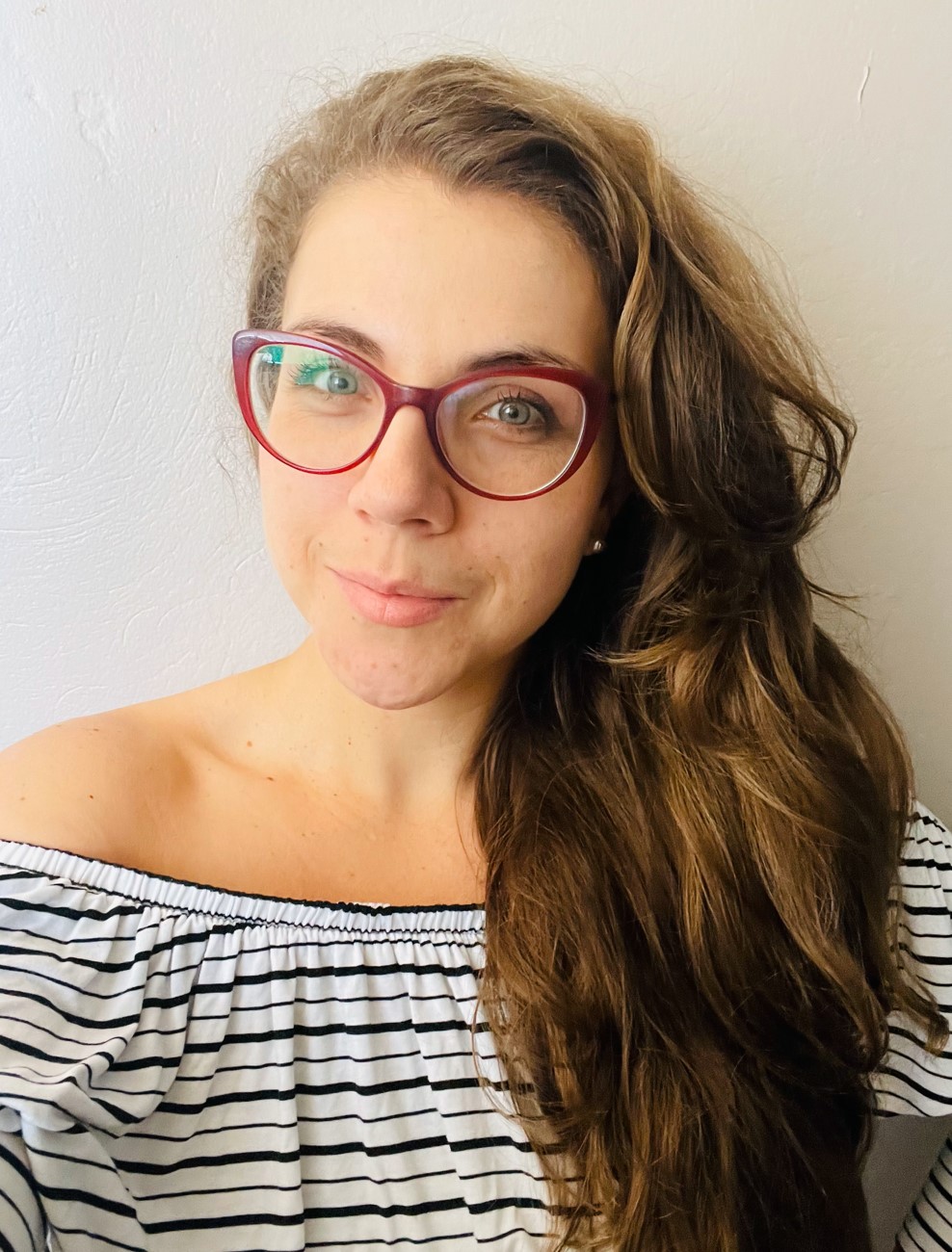 Dr. Olivia Segura Zacharkiewicz