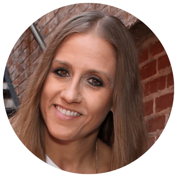 Jennifer Jones Headshot